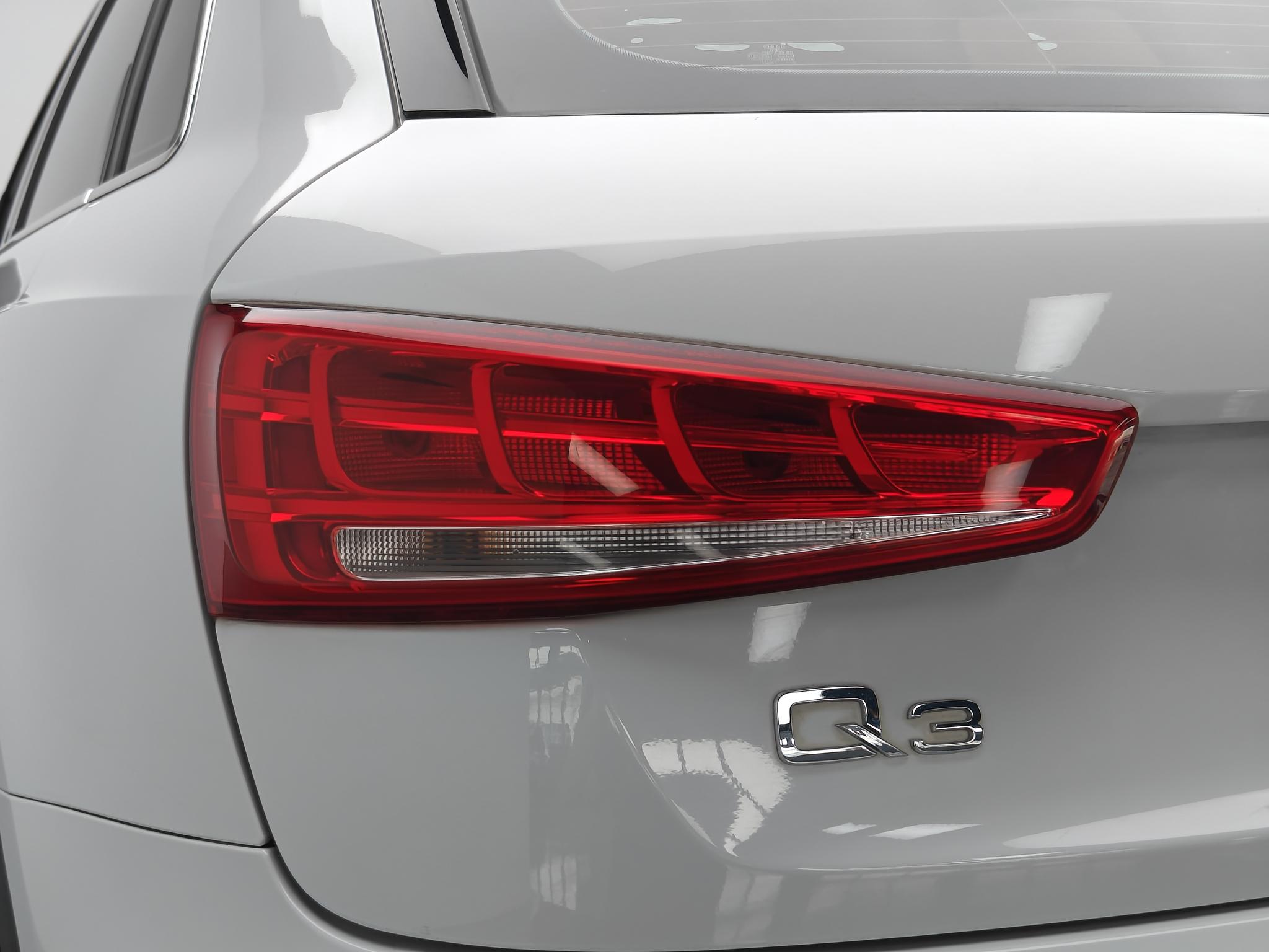 Audi Q3 2015 35 TFSI Entry – фото 20