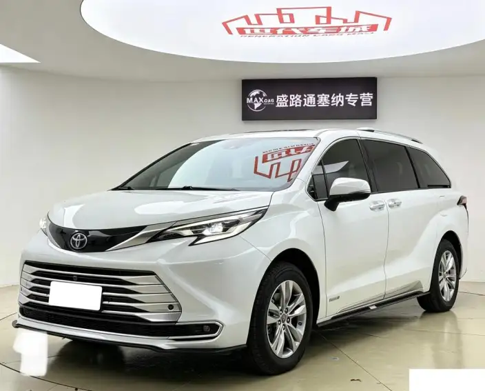 Toyota Sienna 2021 Model 2.5L Hybrid Platinum edition – фото 1