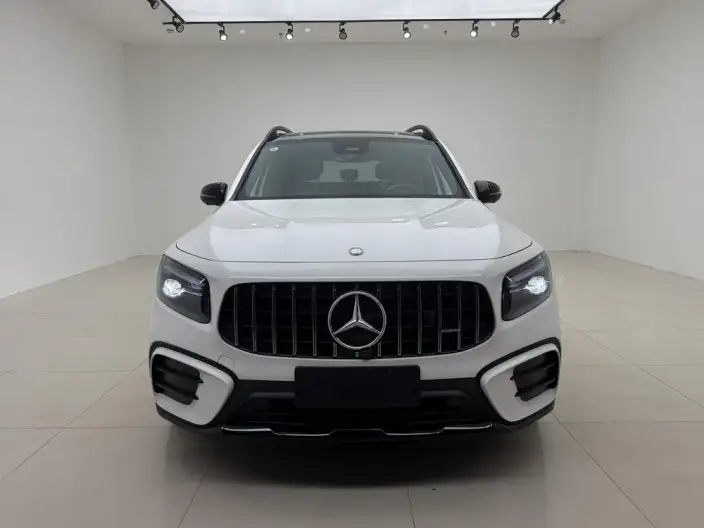 Mercedes-Benz GLB AMG 2024 Model AMG GLB 35 4MATIC – фото 2