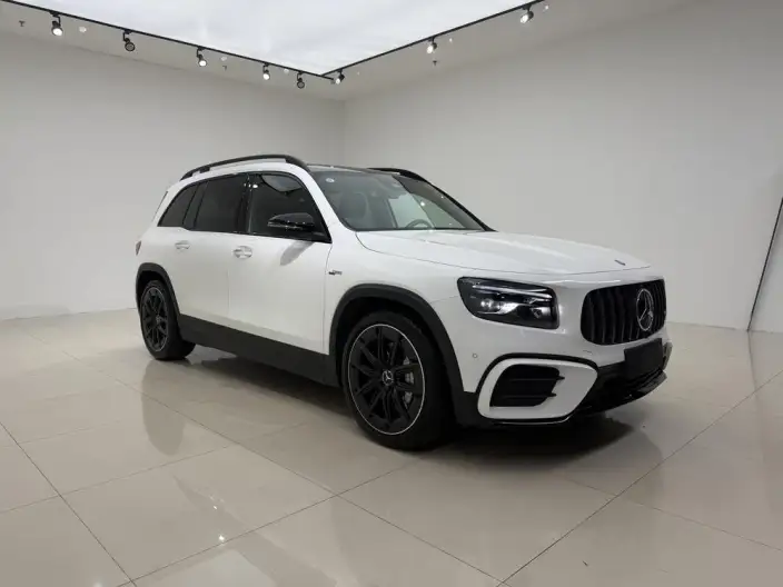 Mercedes-Benz GLB AMG 2024 Model AMG GLB 35 4MATIC – фото 3
