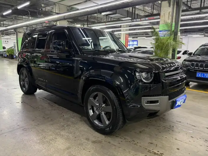 Land Rover Defender 2023 Model Facelift 110 P400 X-Dynamic HSE – фото 3
