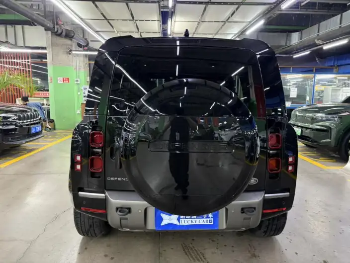 Land Rover Defender 2023 Model Facelift 110 P400 X-Dynamic HSE – фото 5