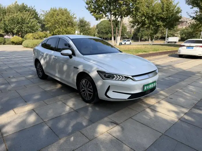 Qin Plus EV 2024 Model Honor Edition 420KM Leading Model – фото 3