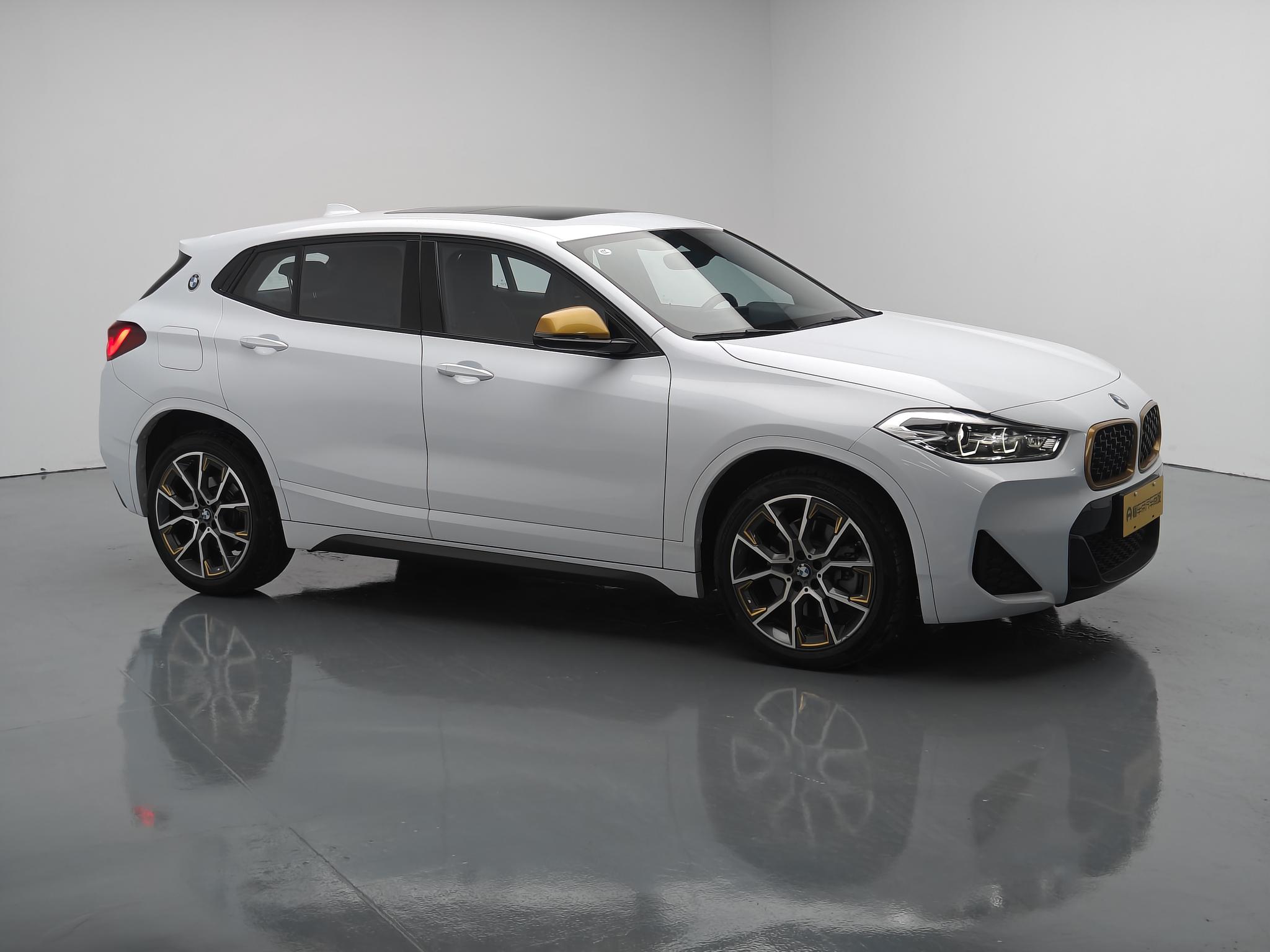 BMW X2 Раздел 2023 sDrive25i Bright Edition – фото 3