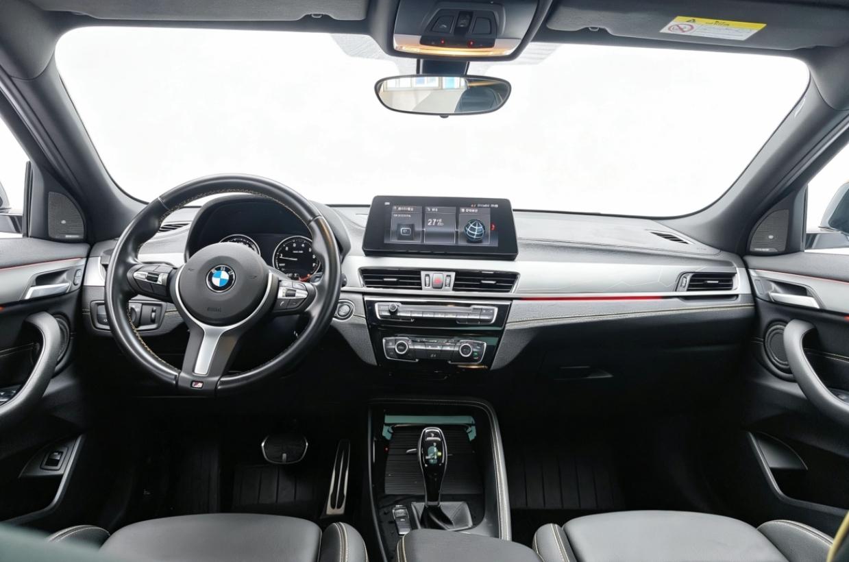 BMW X2 Раздел 2023 sDrive25i Bright Edition – фото 9