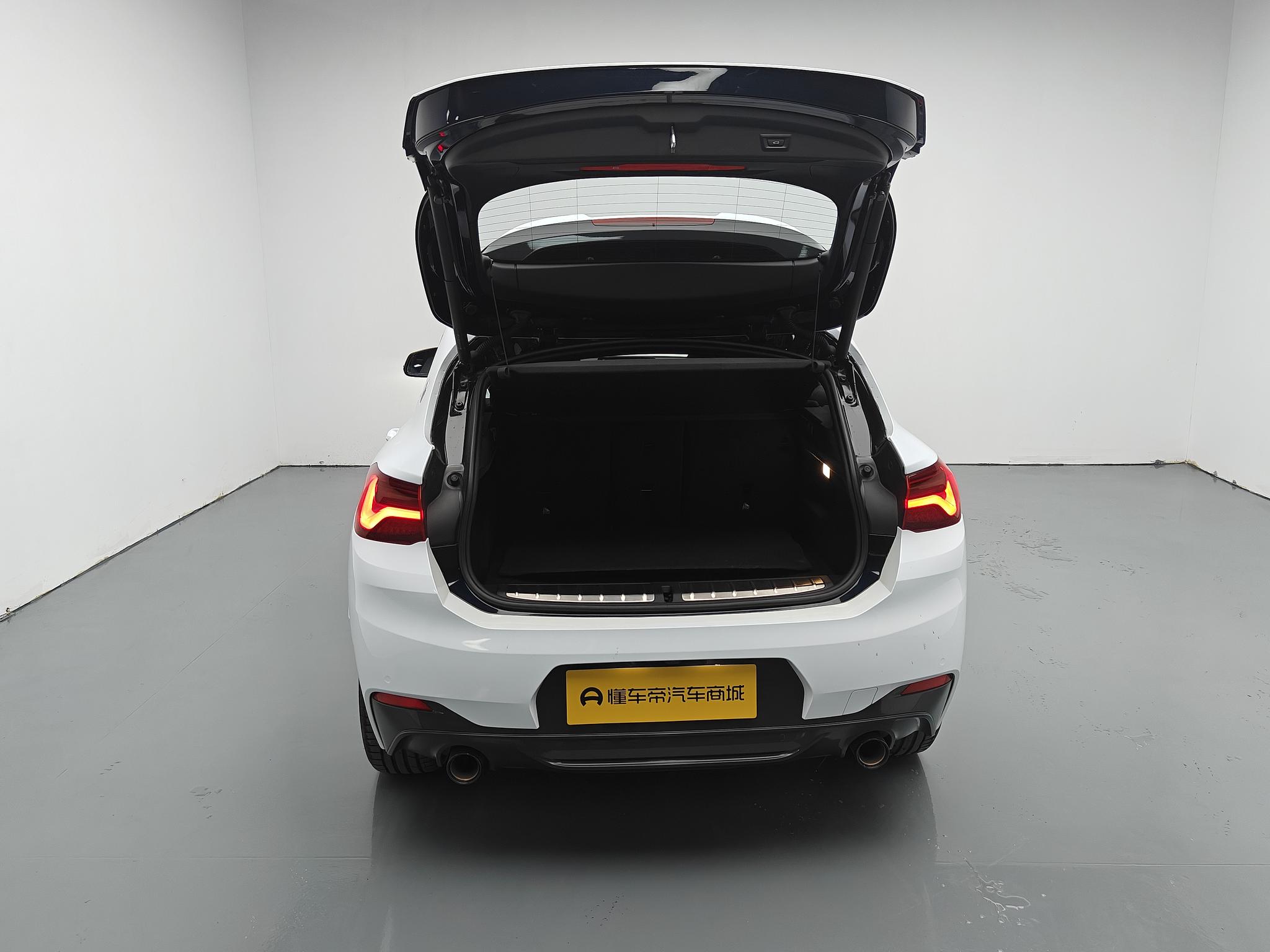 BMW X2 Раздел 2023 sDrive25i Bright Edition – фото 15