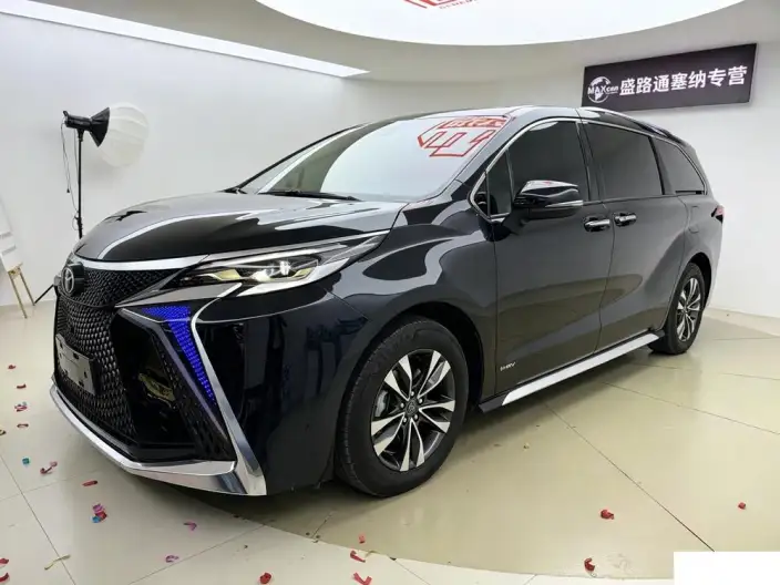 Granvia 2024 Model Intelligent Hybrid 2.5L 2WD Deluxe Edition – фото 1