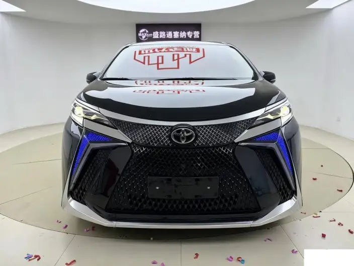 Granvia 2024 Model Intelligent Hybrid 2.5L 2WD Deluxe Edition – фото 2