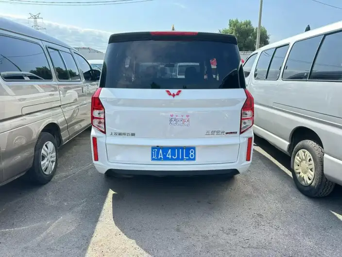 WULING Hongguang Plus 2019 Model 1.5T Manual Standard Model 5 seat – фото 5