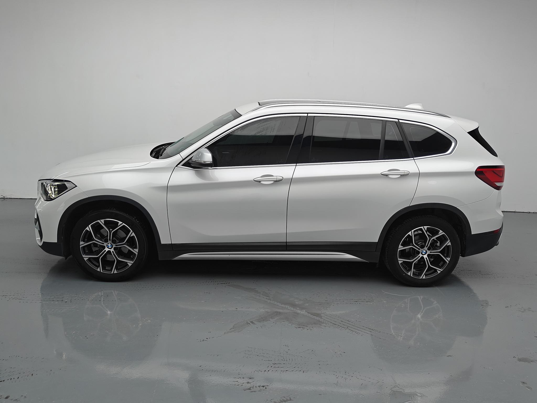 BMW X1 2021 sDrive20Li Premium – фото 4