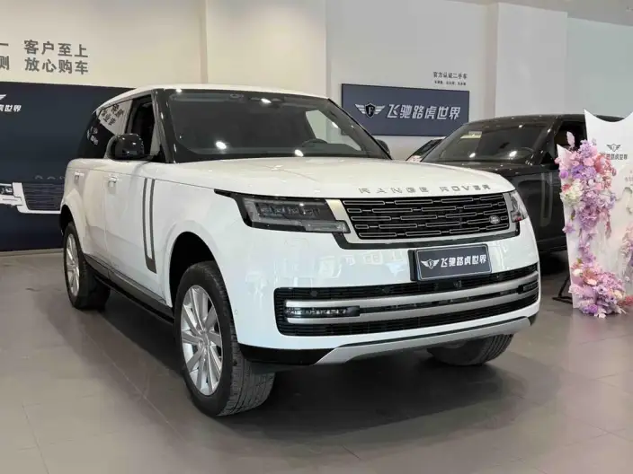 Range Rover 2023 Model 3.0 L6 400PS Shengshi VII seat Extended Edition – фото 3