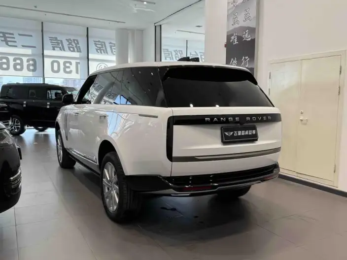 Range Rover 2023 Model 3.0 L6 400PS Shengshi VII seat Extended Edition – фото 4