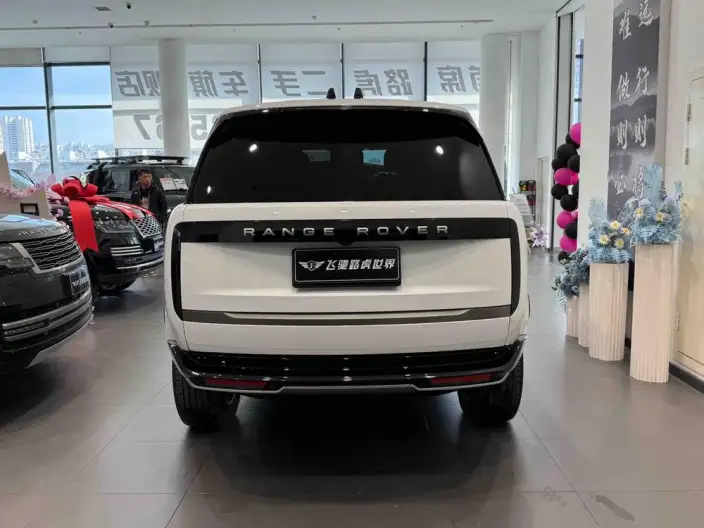 Range Rover 2023 Model 3.0 L6 400PS Shengshi VII seat Extended Edition – фото 5
