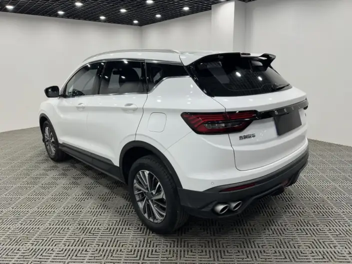 Geely Binyue 2021 Model 240T Manual Gold Edition – фото 4