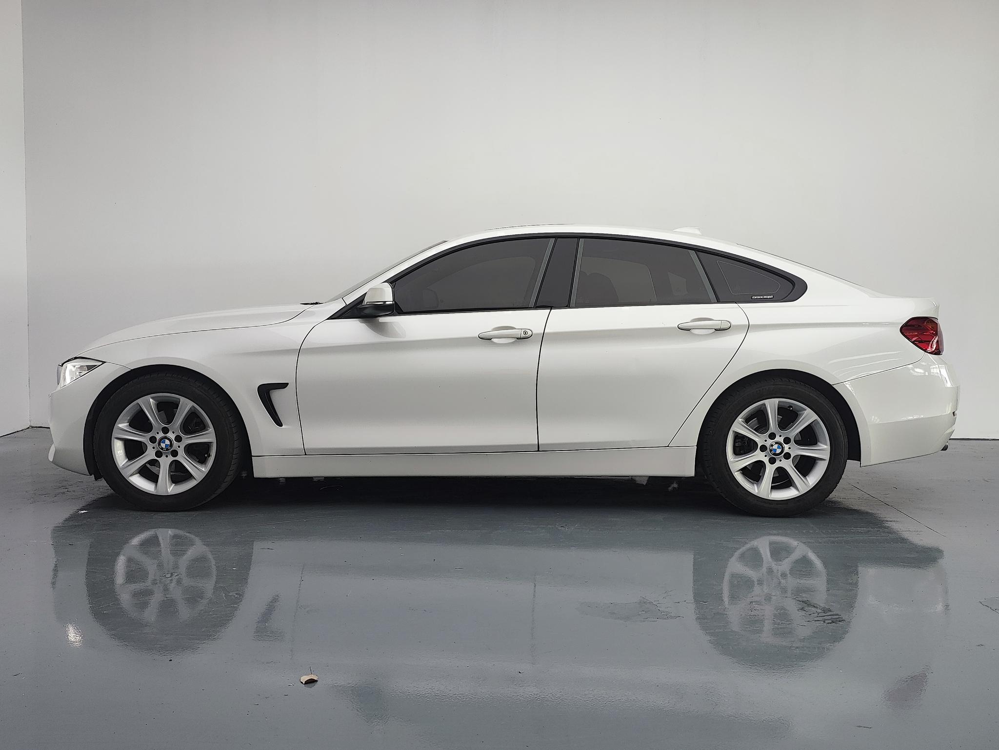 BMW 4 Series 2016 модификация 420i Gran Coupe Dynamic – фото 4