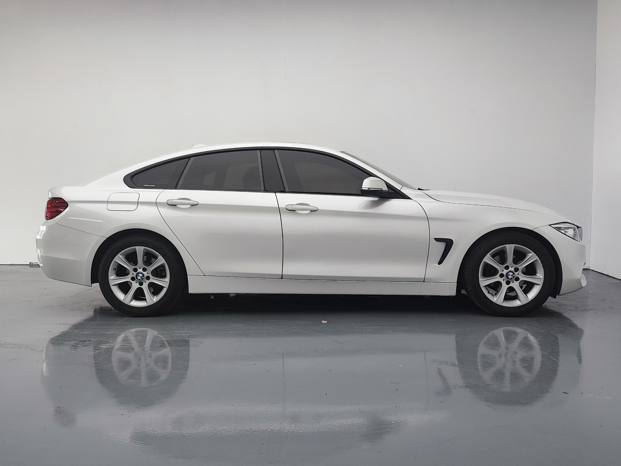 BMW 4 Series 2016 модификация 420i Gran Coupe Dynamic – фото 8