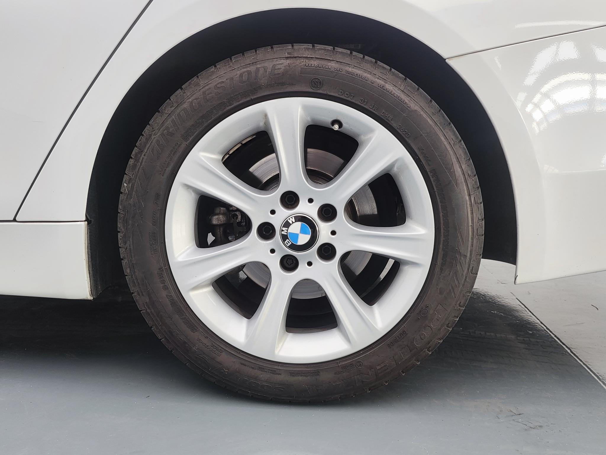 BMW 4 Series 2016 модификация 420i Gran Coupe Dynamic – фото 16