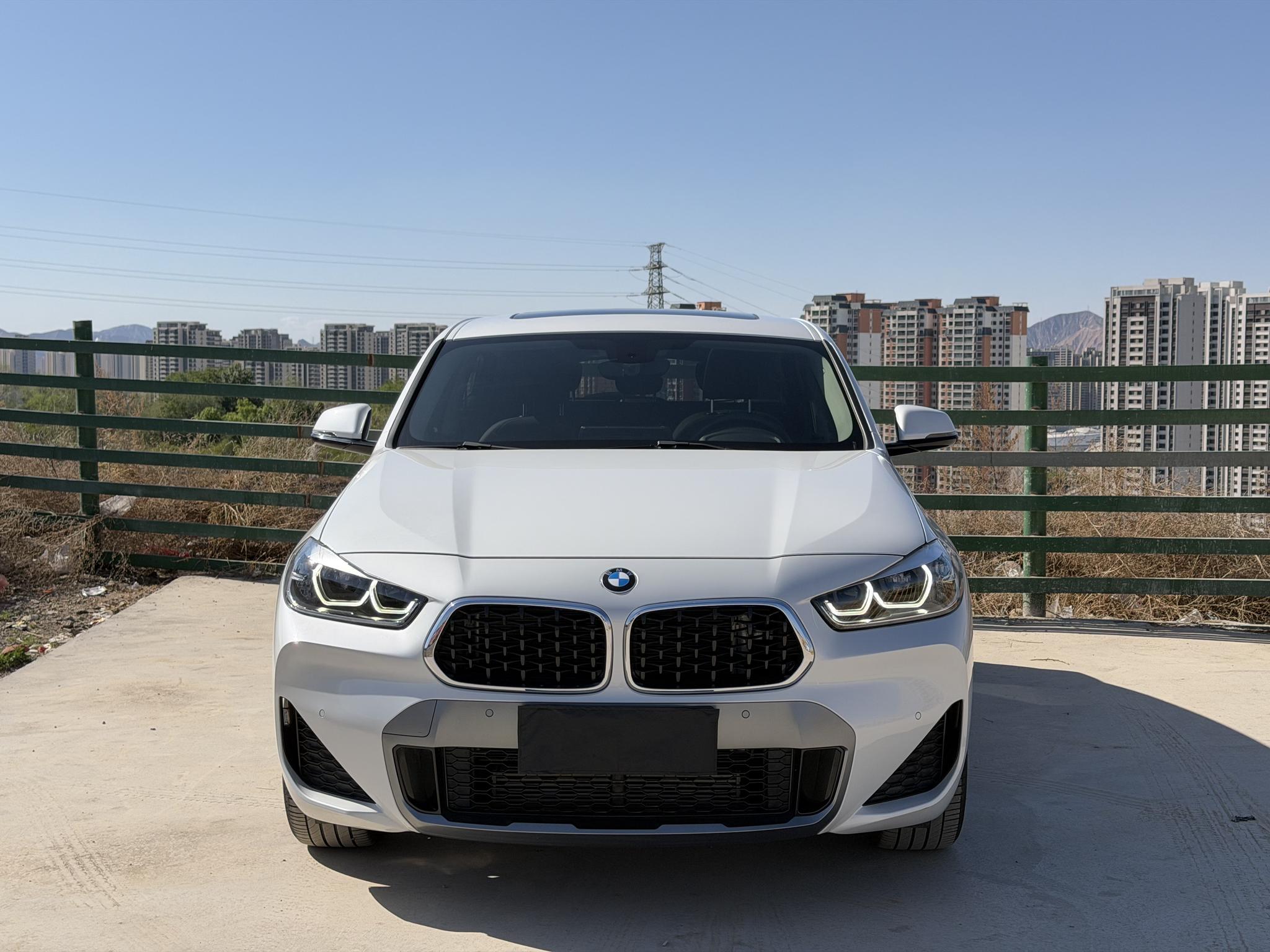 BMW X2 Раздел 2023 sDrive25i M O f f -road Set – фото 2