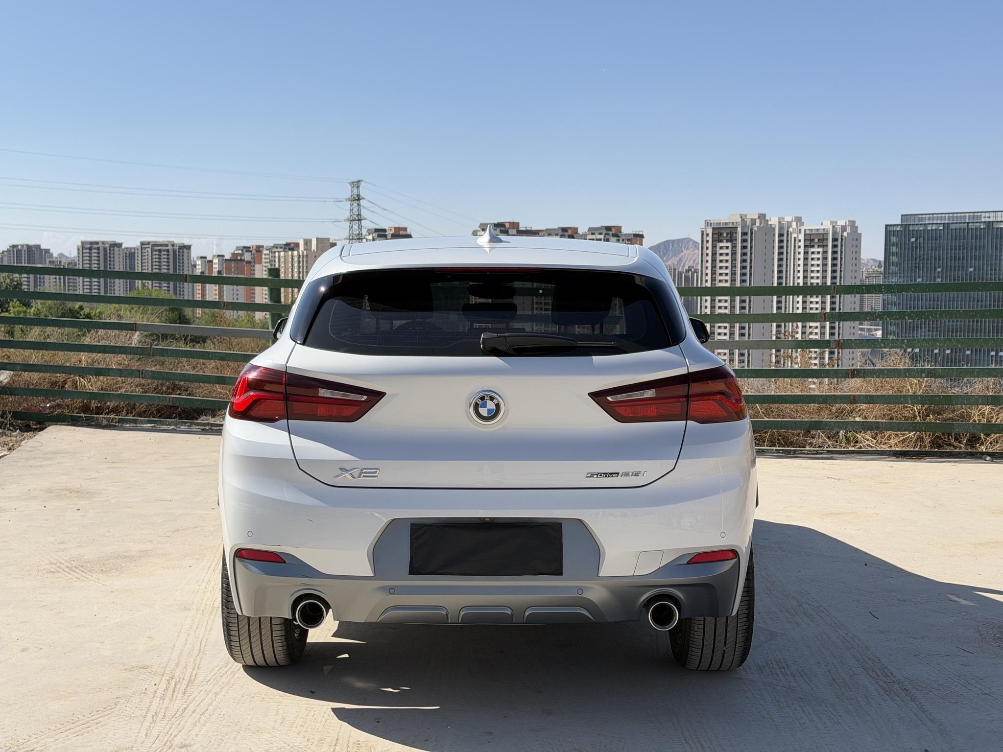 BMW X2 Раздел 2023 sDrive25i M O f f -road Set – фото 5