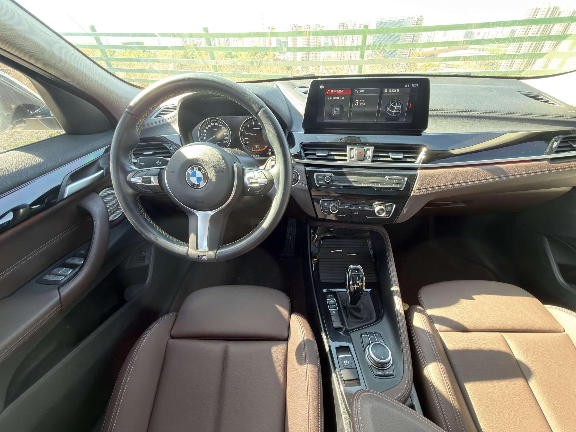 BMW X2 Раздел 2023 sDrive25i M O f f -road Set – фото 9