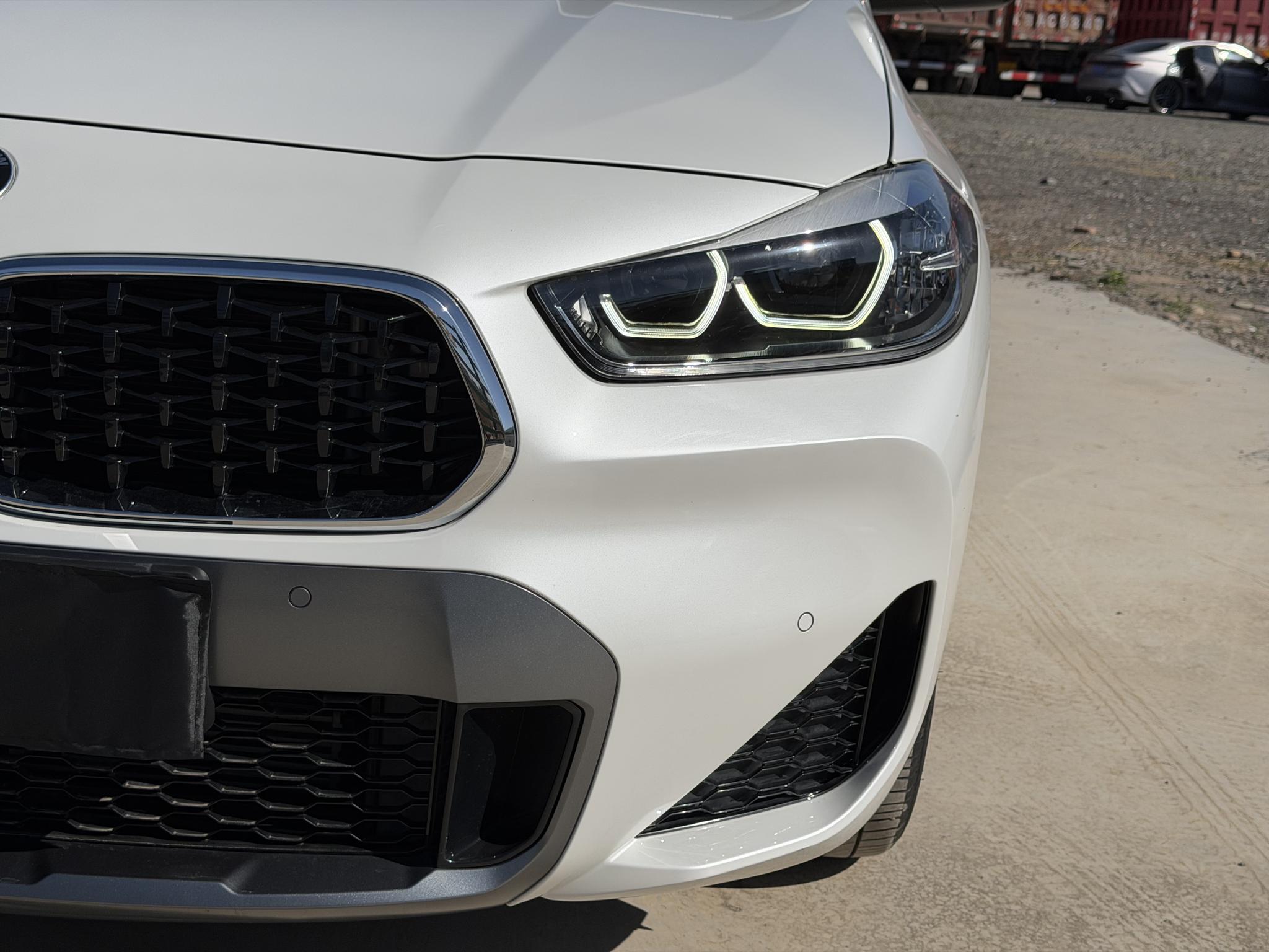BMW X2 Раздел 2023 sDrive25i M O f f -road Set – фото 13