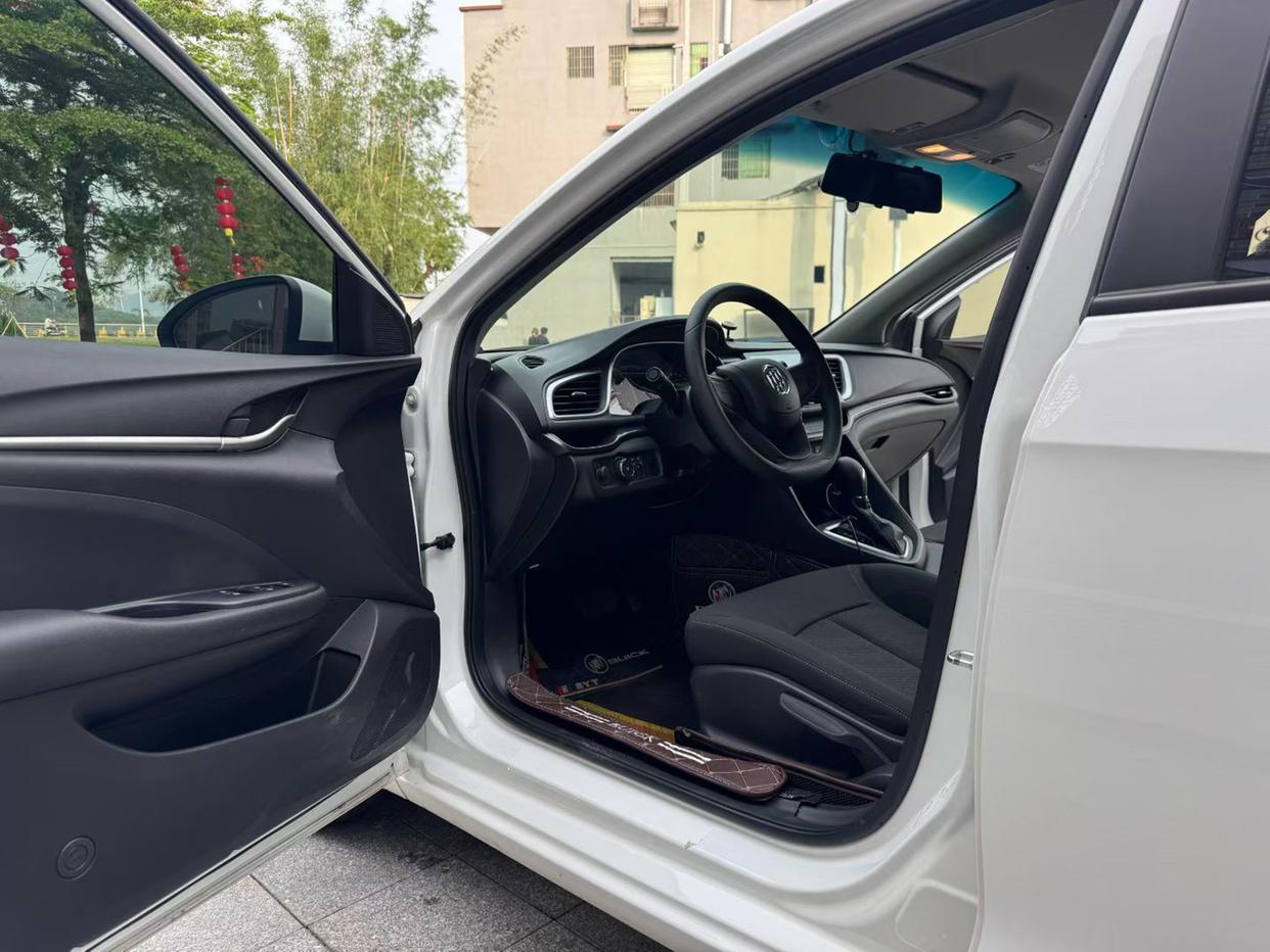 Buick Excelle Модель 2021 года комплектация 1.3T автоматическое Lite Hybrid Elite – фото 5