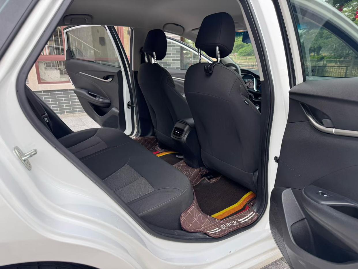 Buick Excelle Модель 2021 года комплектация 1.3T автоматическое Lite Hybrid Elite – фото 8