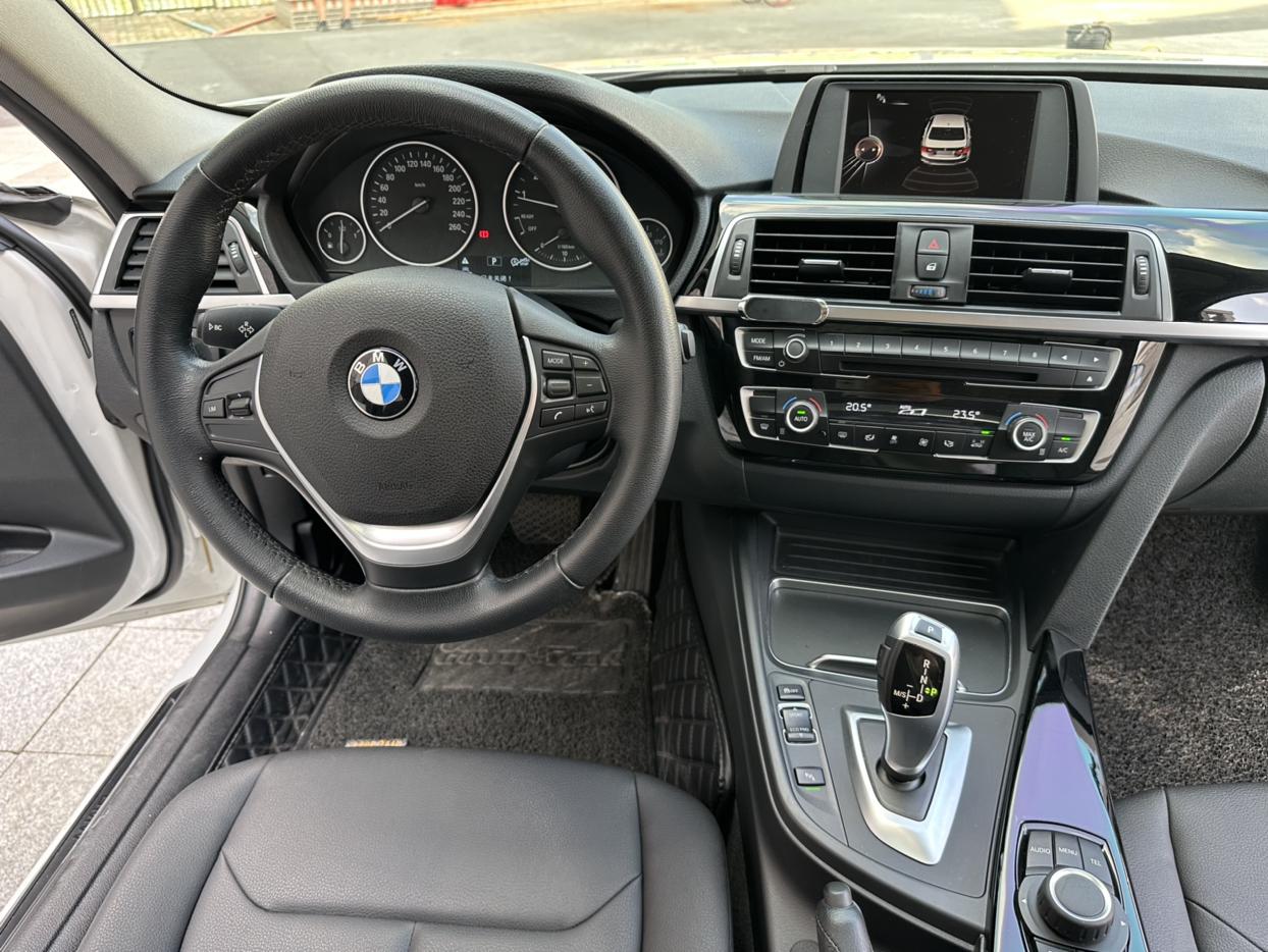 BMW 3 Series 2017 320Li Fashion – фото 9