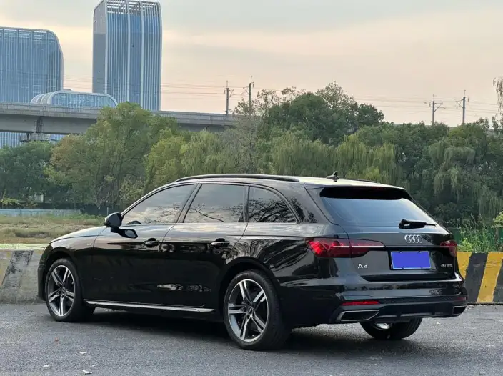 Audi A4 Imported 2022 Model Avant 40 TFSI Fashion Dynamic Model – фото 5