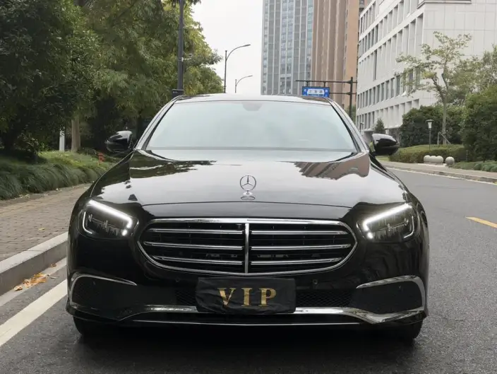 Mercedes-Benz E-Class 2023 Model E 300 L Luxury Model sedan – фото 2