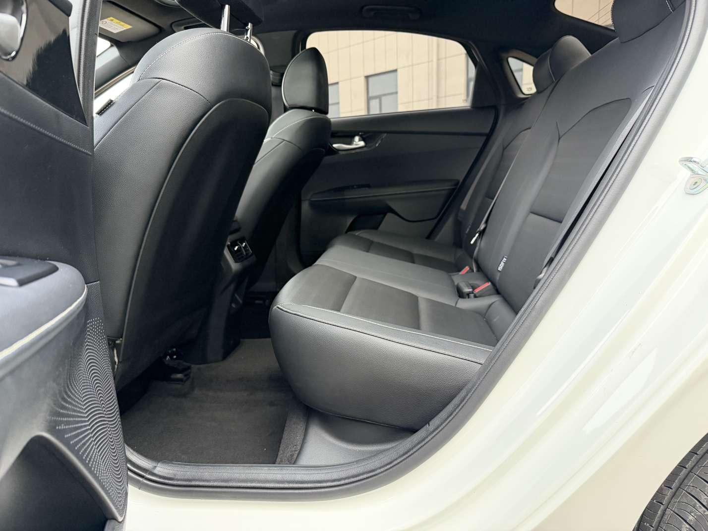 Kia K3 Раздел 2023 1.4T DCT Deluxe Edition – фото 13