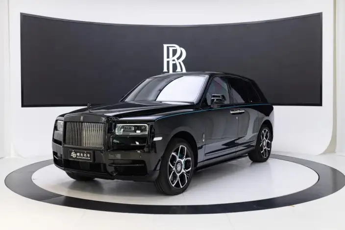 Cullinan 2020 Model Black Badge – фото 1