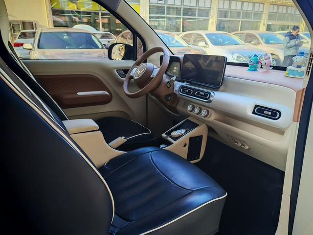 Wuling Hongguang MINI EV 2024 модификация 170km Lithium Iron Phosphate – фото 5
