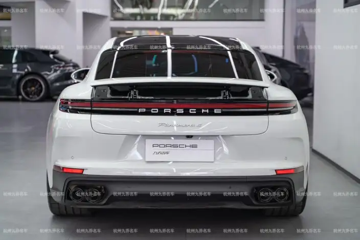 Panamera 2024 Model Panamera 4 Executive Extended Edition 2.9T – фото 6