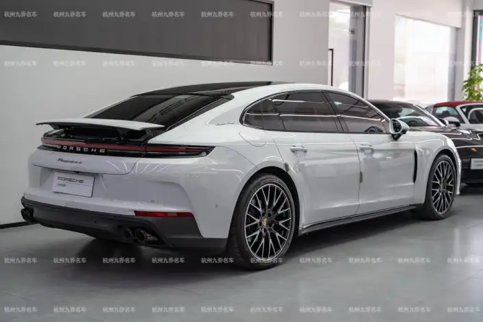 Panamera 2024 Model Panamera 4 Executive Extended Edition 2.9T – фото 7