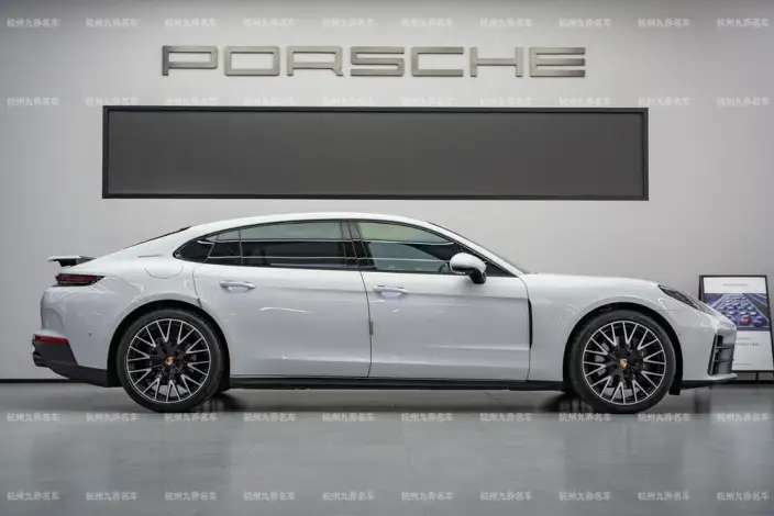 Panamera 2024 Model Panamera 4 Executive Extended Edition 2.9T – фото 8