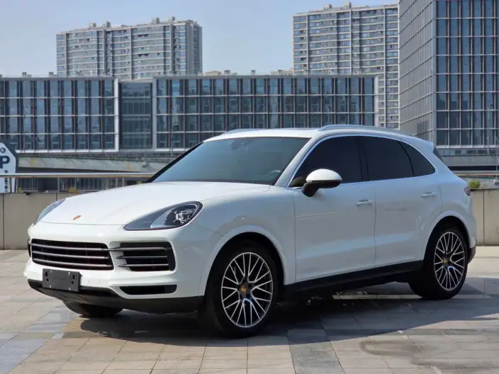 Cayenne 2019 Model Cayenne 3.0T – фото 1