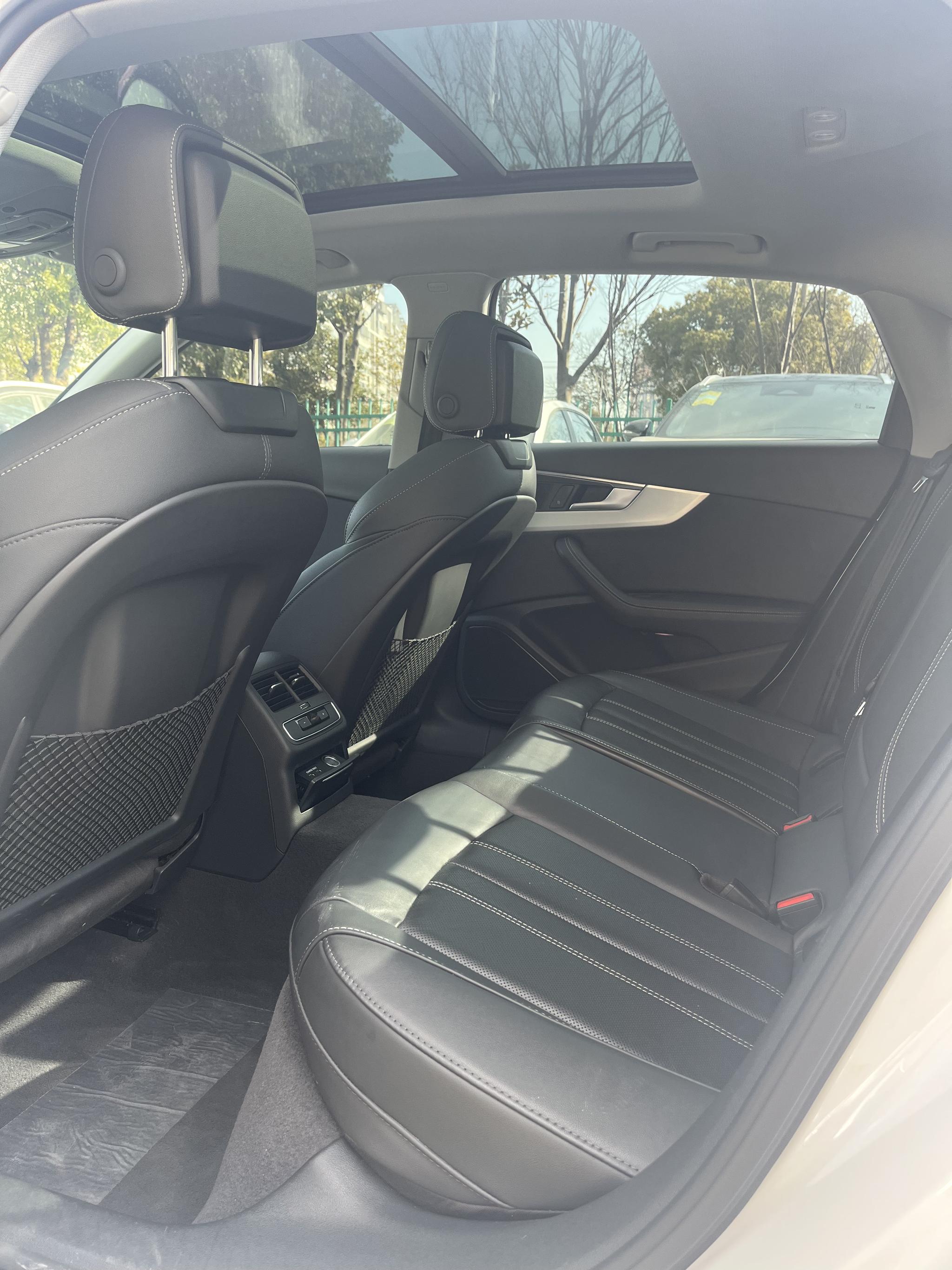 Audi A4L 2022 40 TFSI Luxury Dynamic – фото 6
