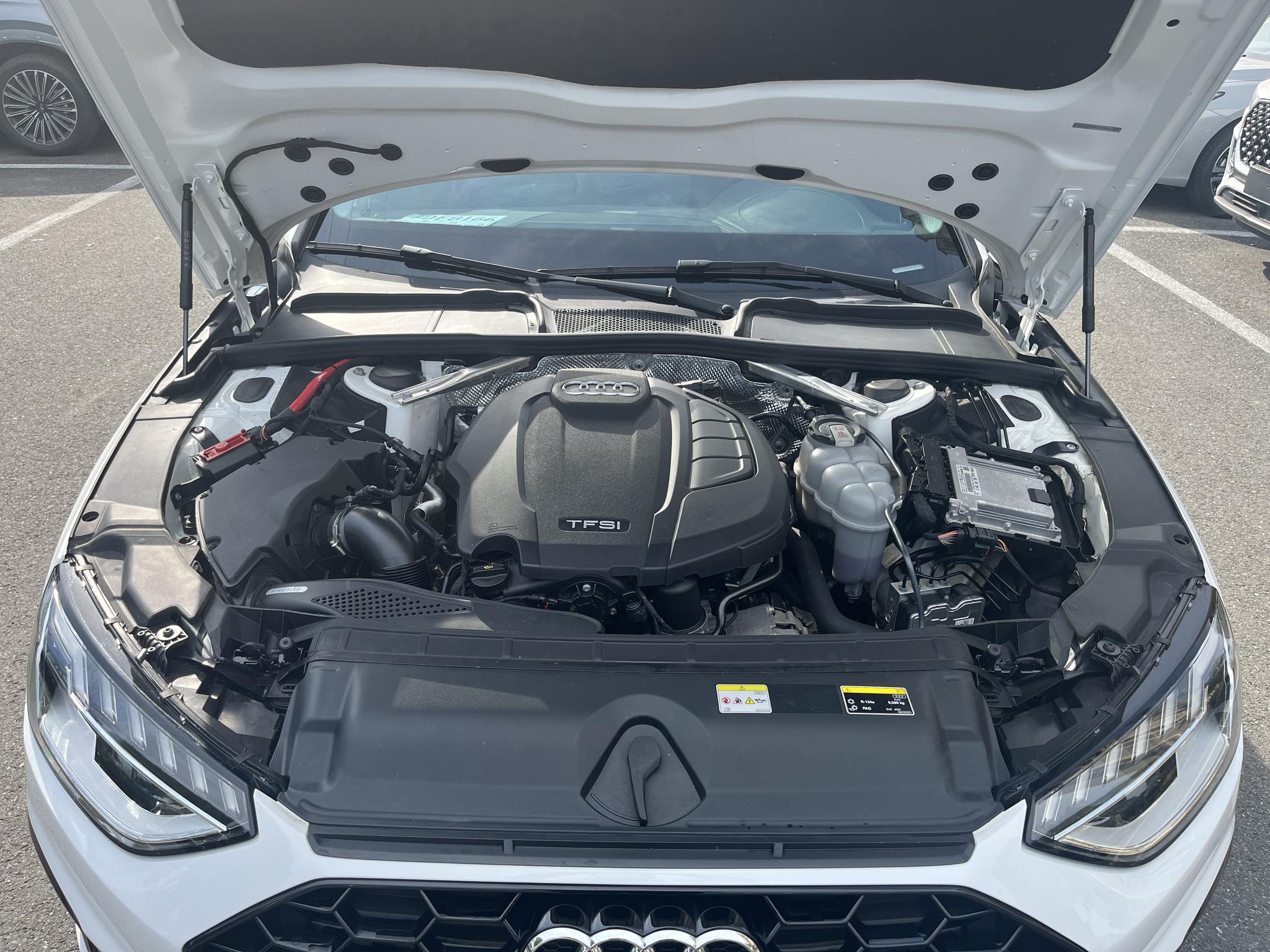 Audi A4L 2022 40 TFSI Luxury Dynamic – фото 10