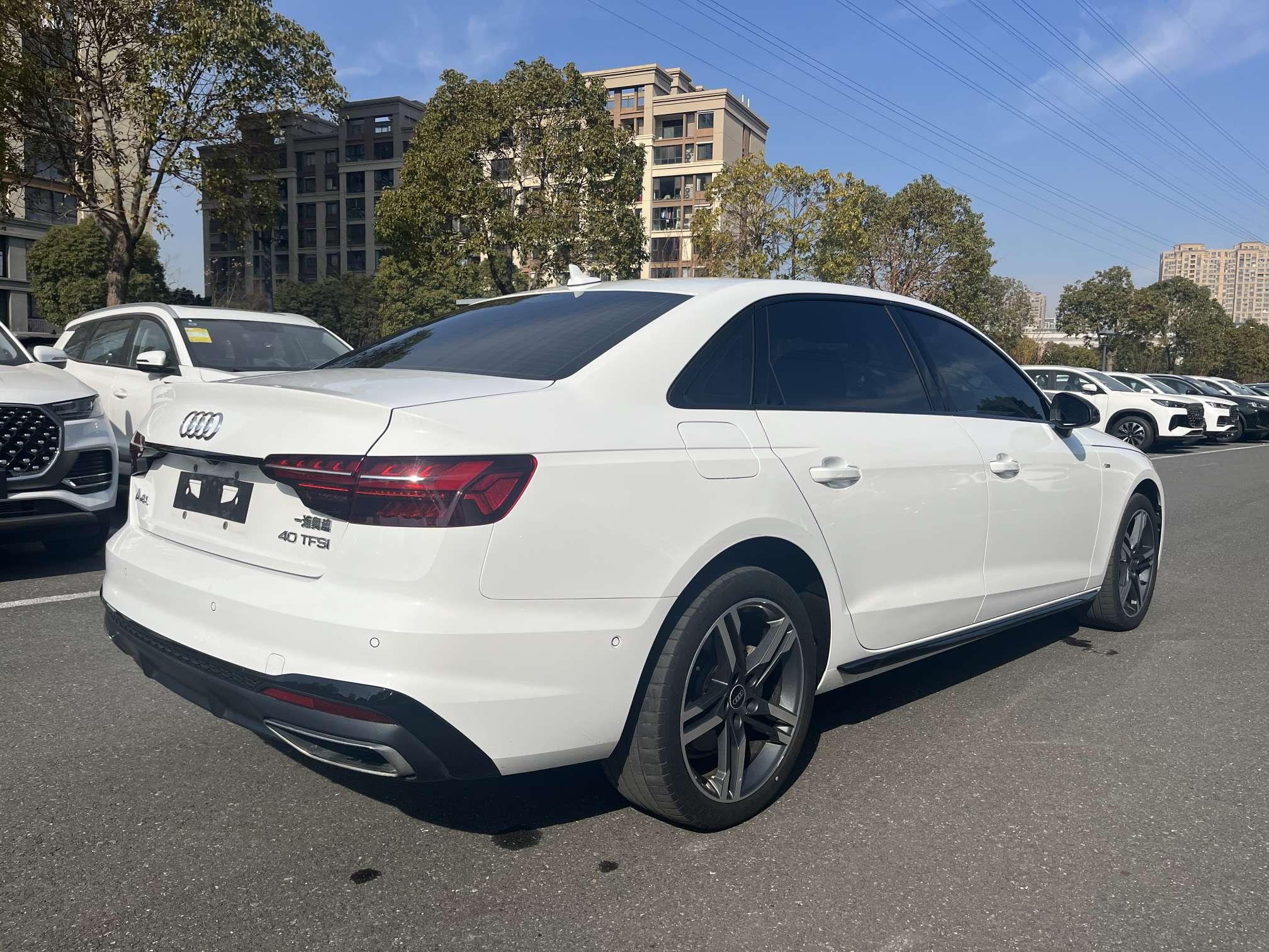 Audi A4L 2022 40 TFSI Luxury Dynamic – фото 14