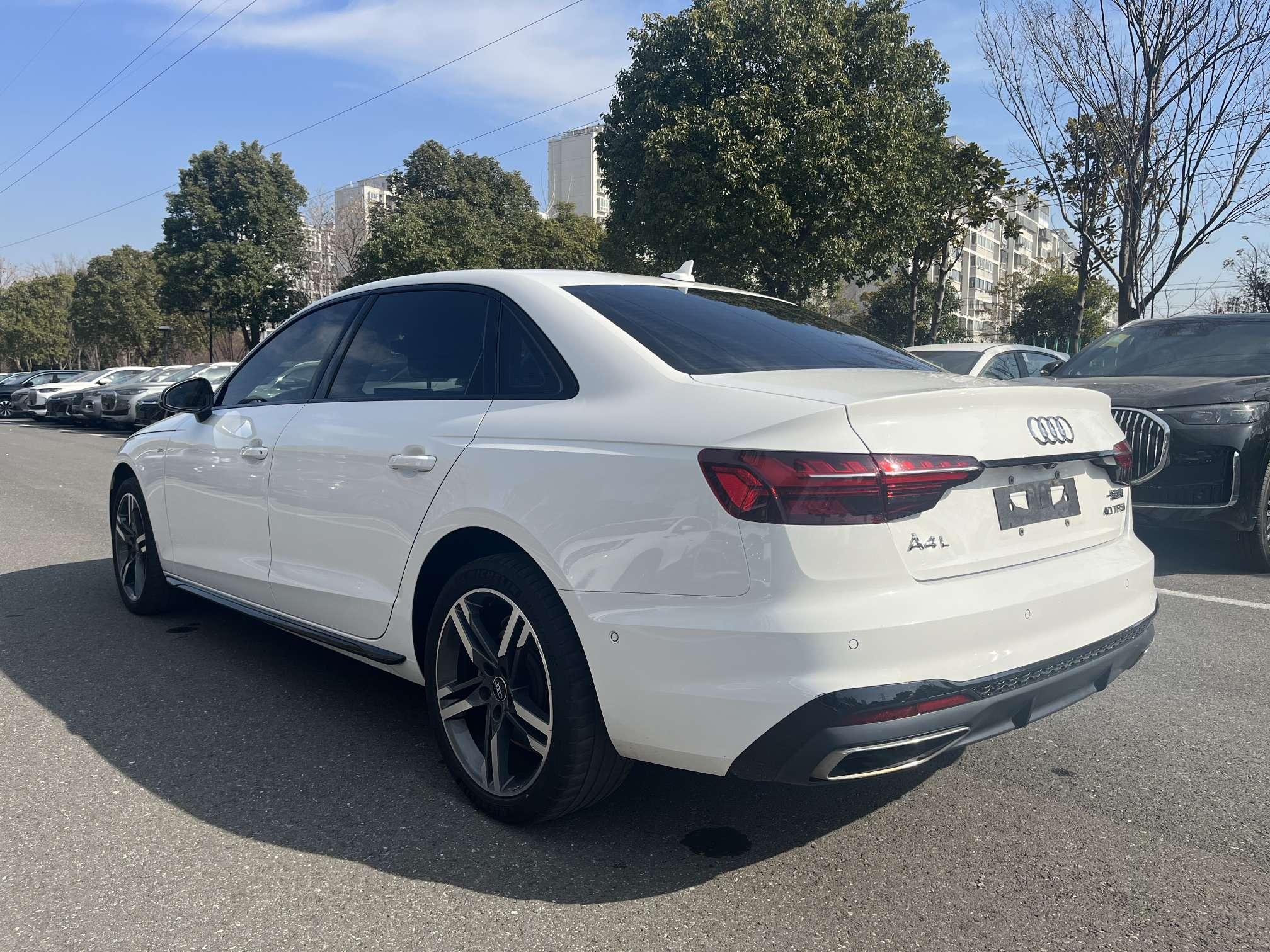 Audi A4L 2022 40 TFSI Luxury Dynamic – фото 16
