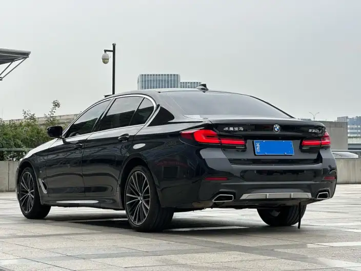 BMW 5 Series 2022 Model 530Li Leading Model M Sports Set – фото 5
