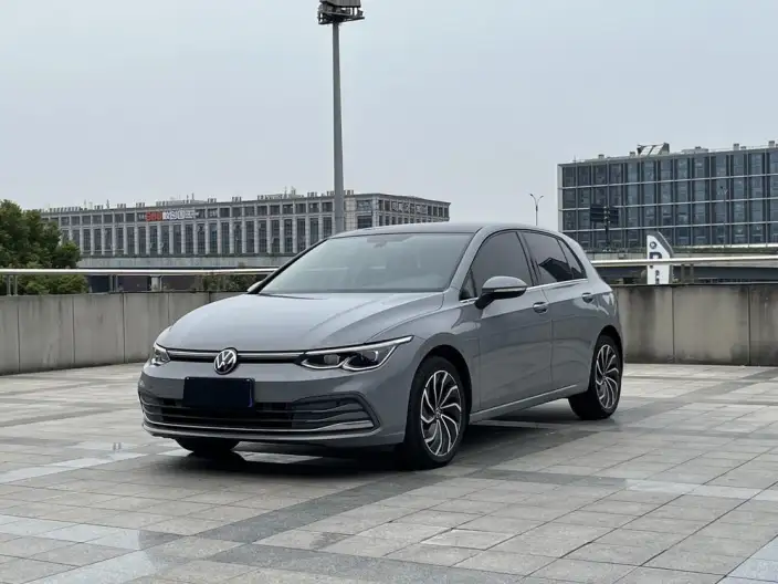 Volkswagen Golf 2021 Model 280TSI DSG Pro – фото 1