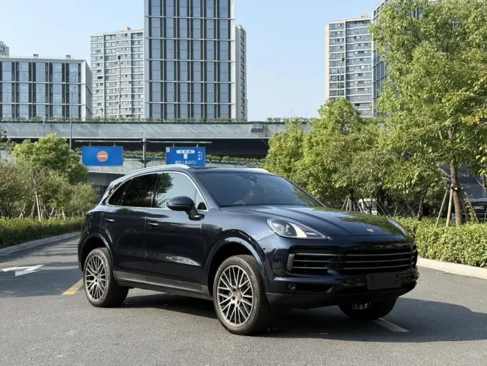Cayenne 2019 Model Cayenne 3.0T – фото 3