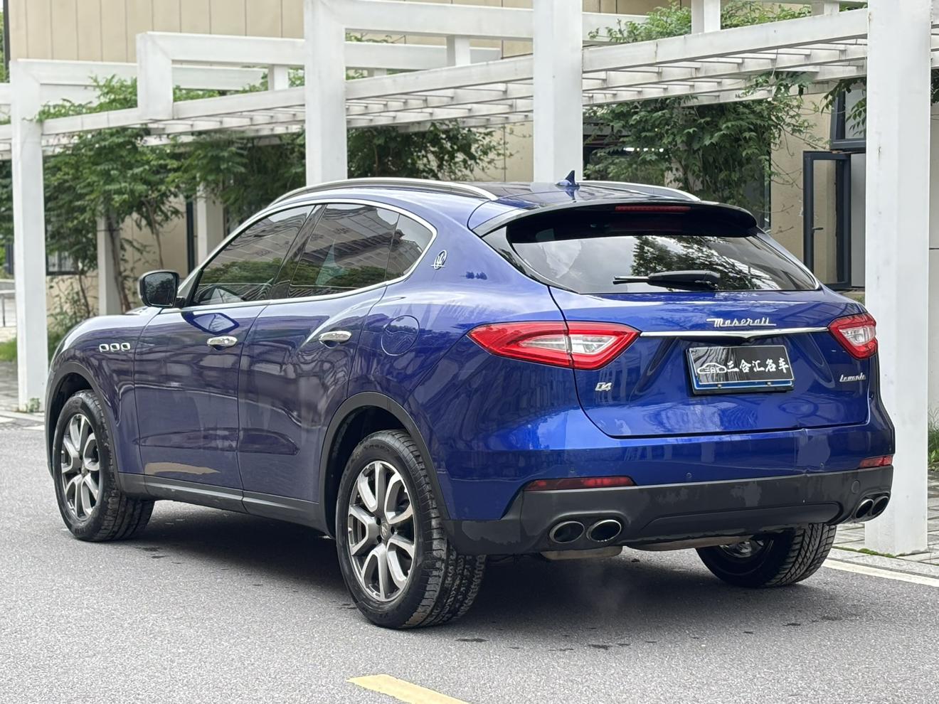 Maserati Levante 2018 3.0T 350Hp Classic – фото 4