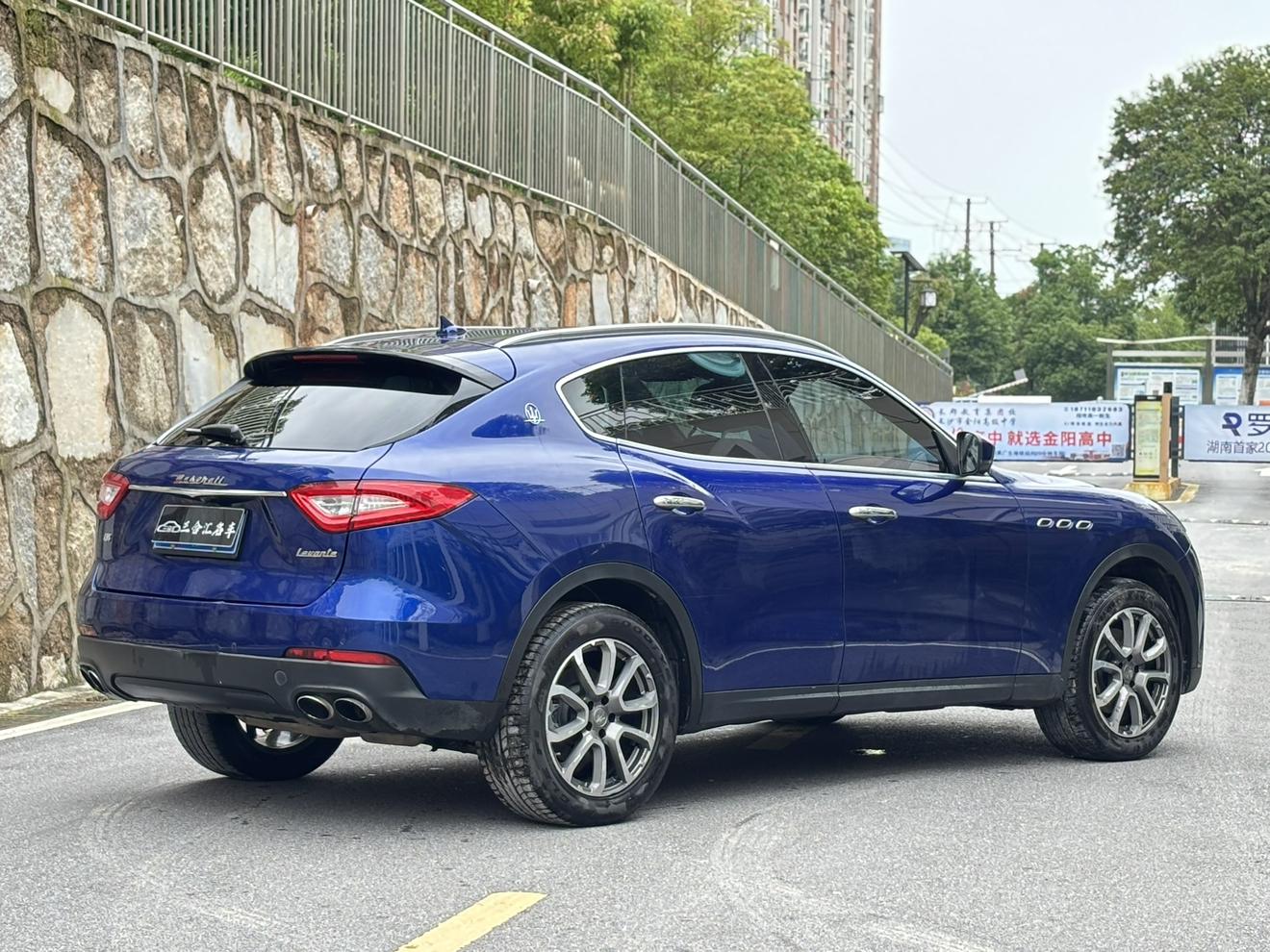 Maserati Levante 2018 3.0T 350Hp Classic – фото 5