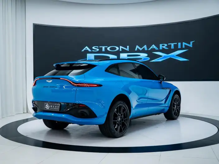Aston Martin DBX 2022 Model 3.0T STRAIGHT SIX – фото 5