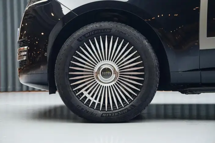 Range Rover 2024 Model 3.0 L6 400PS Shengshi Extended Edition – фото 9