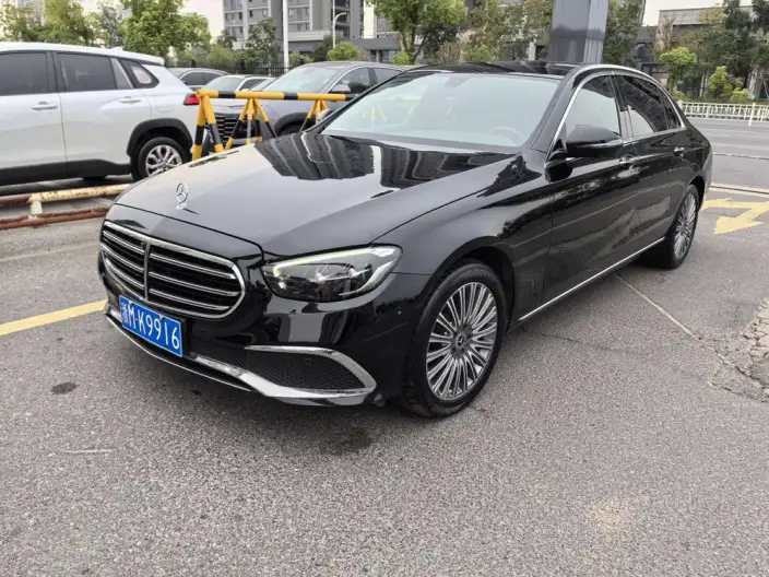 Mercedes-Benz E-Class 2021 Model Facelift E 300 L Fashion Model sedan – фото 1