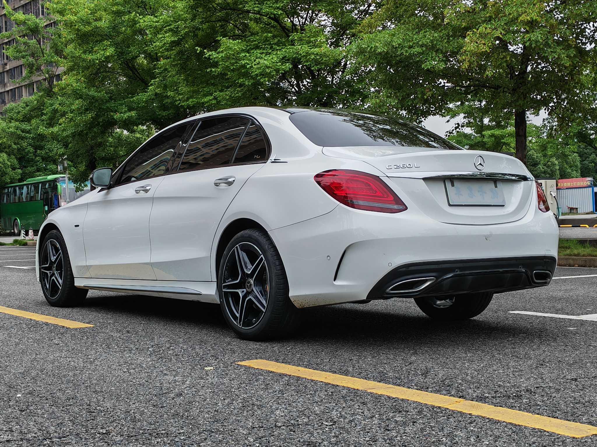Mercedes-Benz C-Class 2021 C 260 L Sport Starburst Limited Edition – фото 2